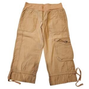 Motherhood maternity cargo khaki capri pants Sz S